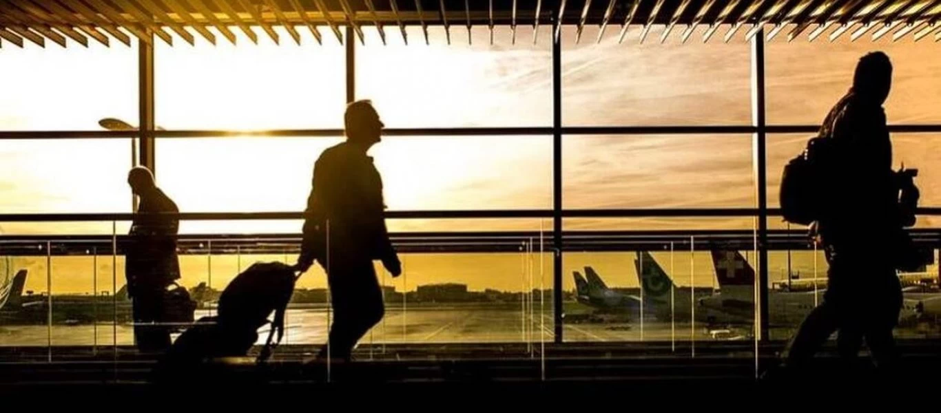 Οι ΗΠΑ επισπεύδουν κατά δύο μέρες τους περιορισμούς για τα ταξίδια από τη Βραζιλία